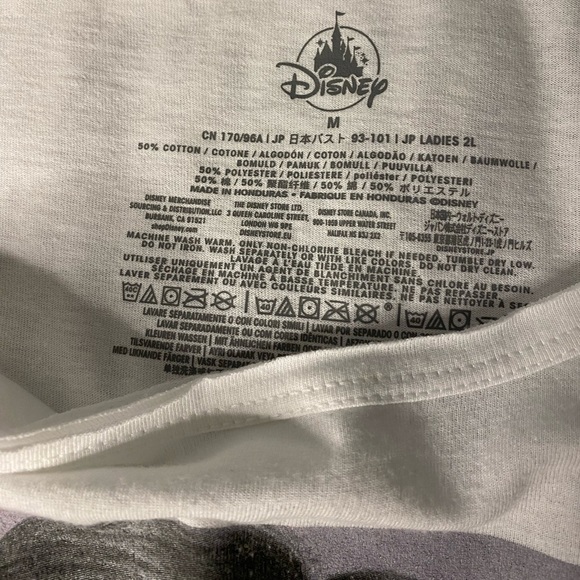 NWT DISNEY ARIEL THE LITTLE MERMAID TOTAL CATCH WHITE TEE SHIRT SIZE MEDIUM - Picture 3 of 3